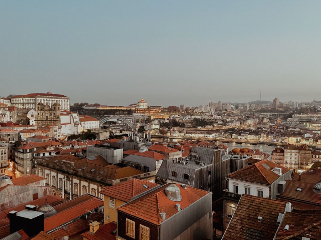 How many days in Porto, Portugal